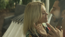 UNO-EQUIS-DOS-STILL-5 UNO-EQUIS-DOS-STILL-5